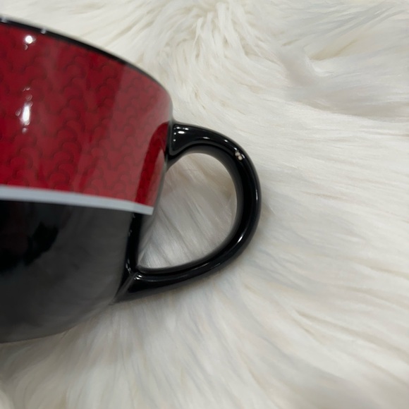 Disney Silver Buffalo Mickey Mouse Pie Eye Big Smile Ceramic Soup Mug, 24 Ounces - Picture 9 of 14